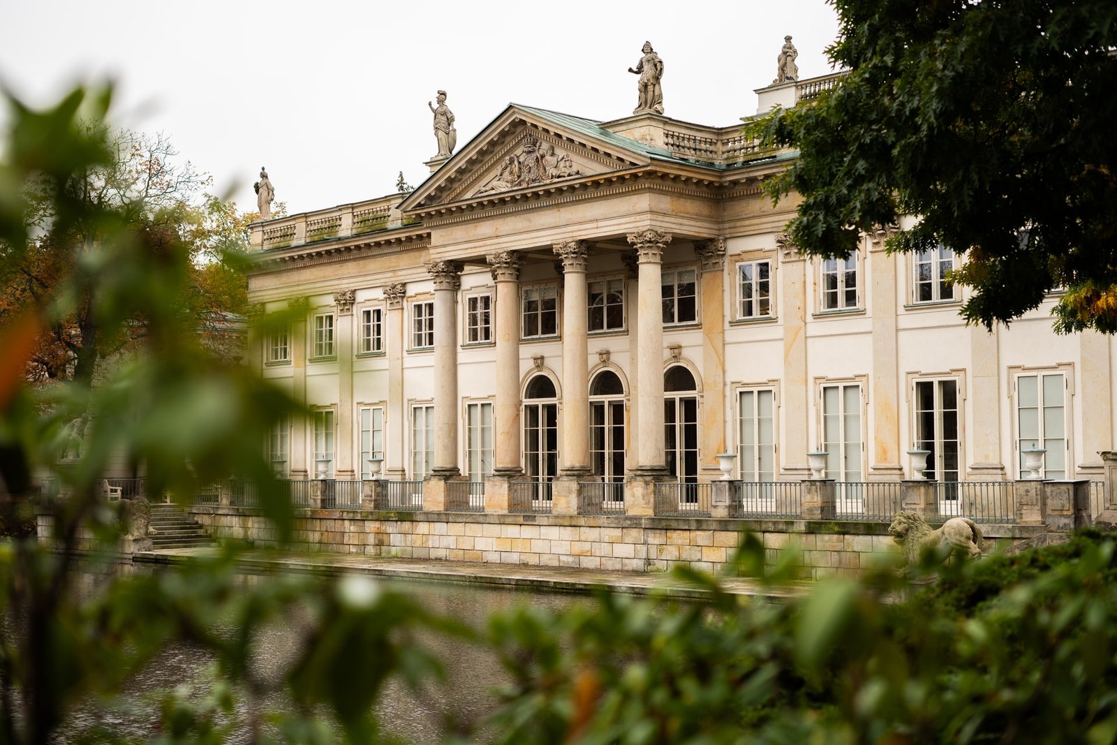 Łazienki Park Palace on the Isle Warsaw